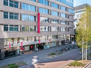 Гостиница Crown Hotel Eindhoven Centre