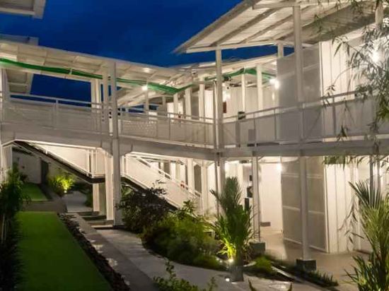 Фото Kontena Hotel