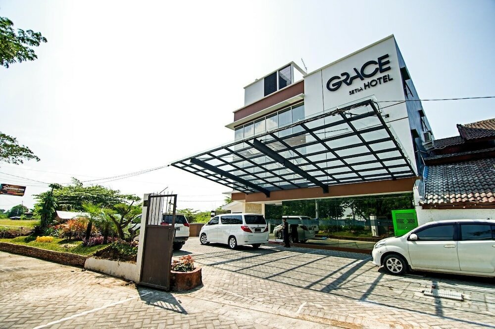 Фото Grace Setia Hotel