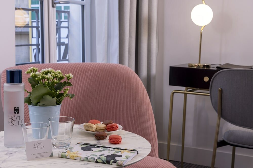 Фото Hotel De Suez