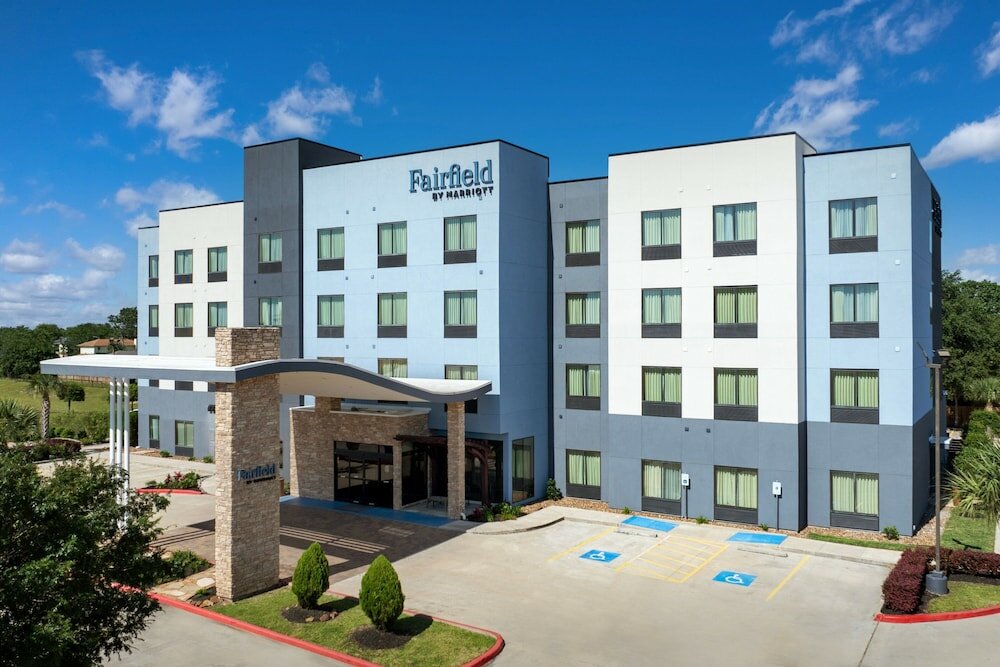 Фото Fairfield Inn & Suites by Marriott Houston Pasadena