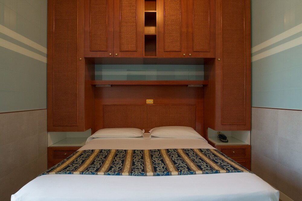 Фото Hotel Colombo