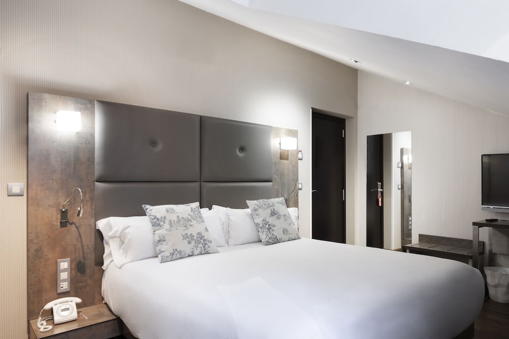 Фото Petit Palace Posada del Peine