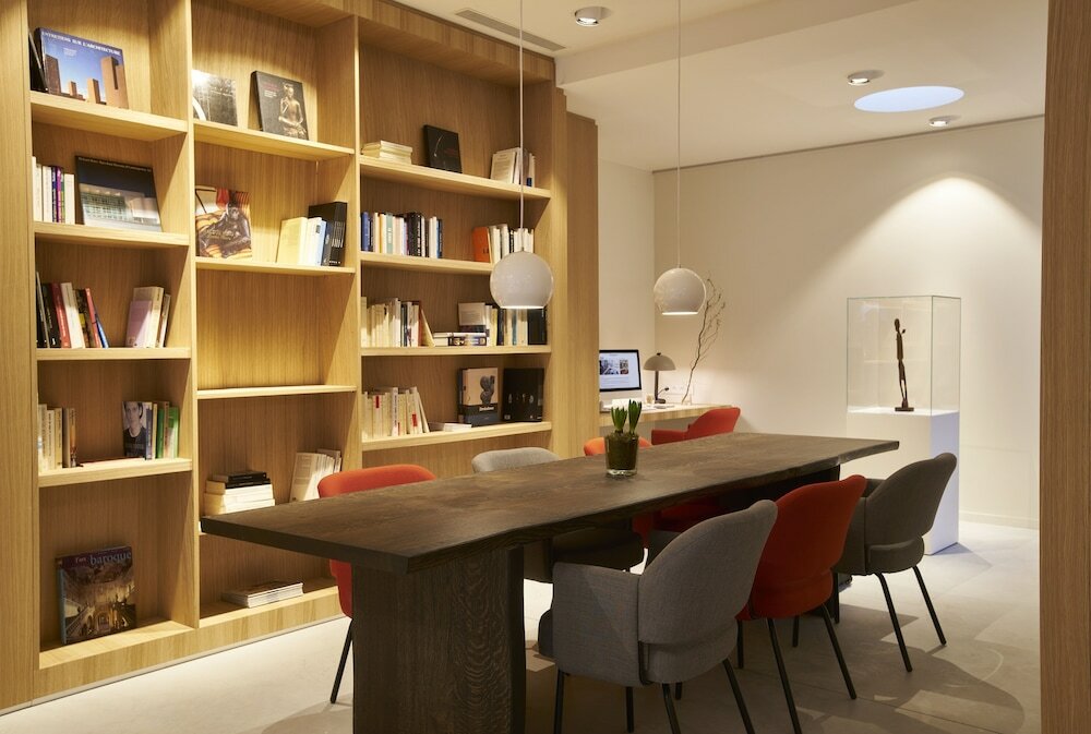 Фото 9Hotel Sablon