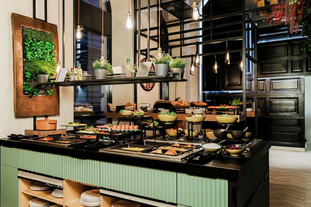 Фото Hotel Moments Budapest