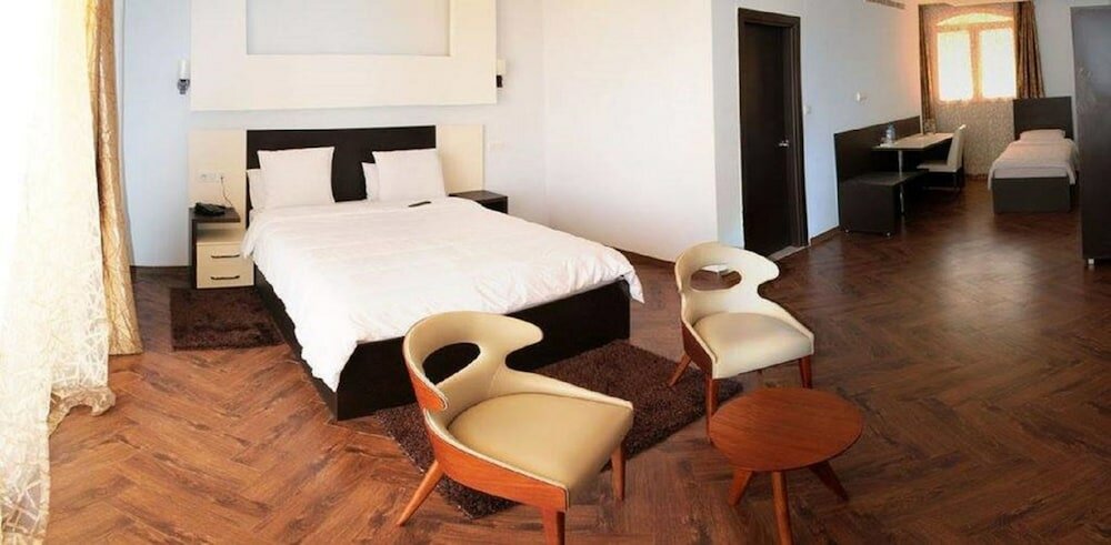 Фото Hotel Ikram El Dhayf