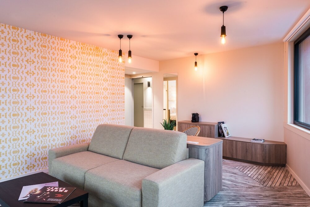 Фото The Originals Boutique, Hôtel Maison Montmartre Paris Les Puces