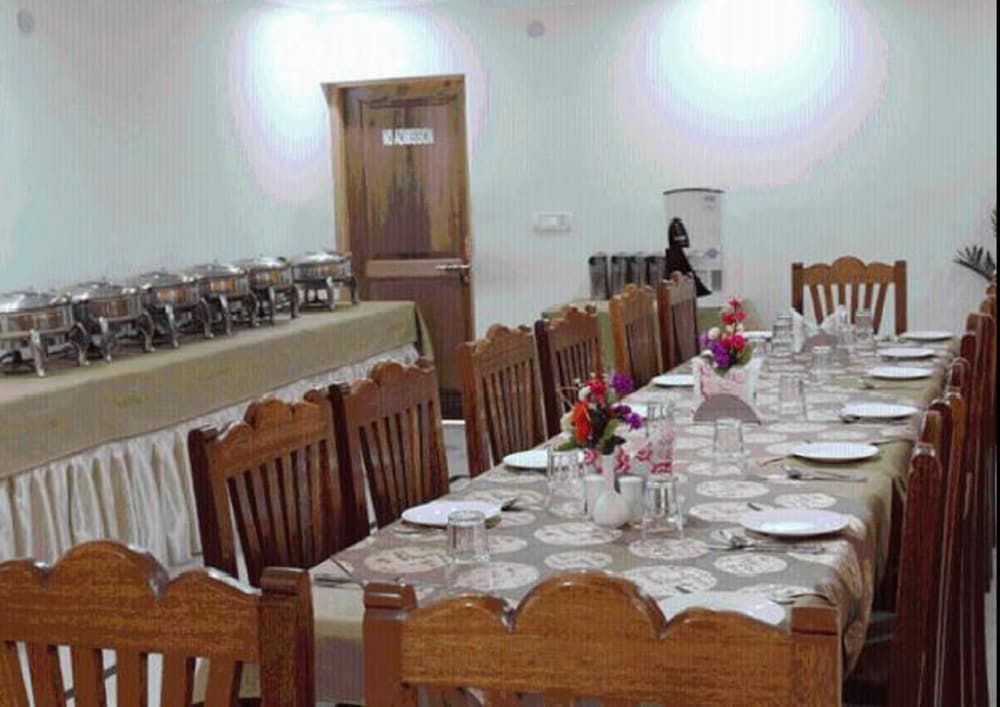 Фото Hotel Om Ladakh