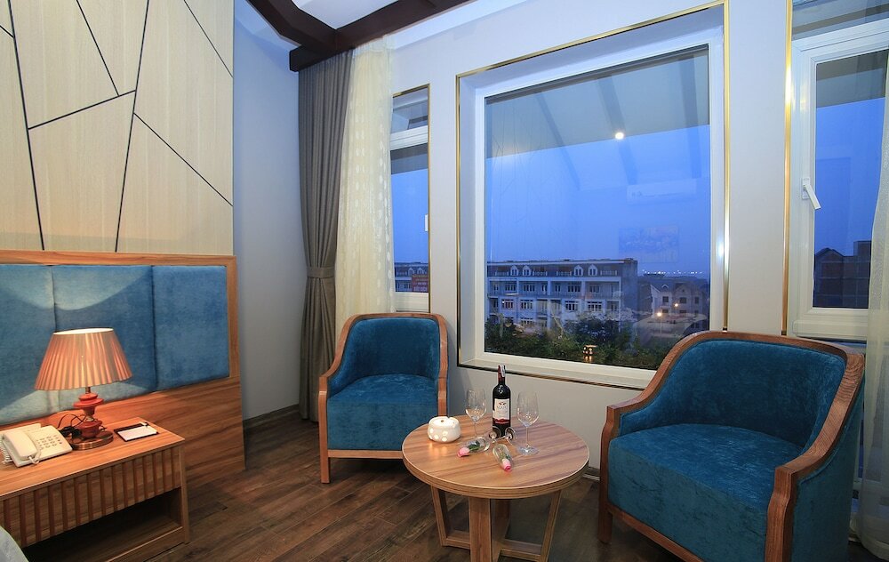 Фото Oriana Hotel