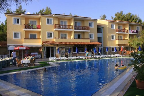 Гостиница Peninsula Pine Club - All Inclusive в Кушадасы