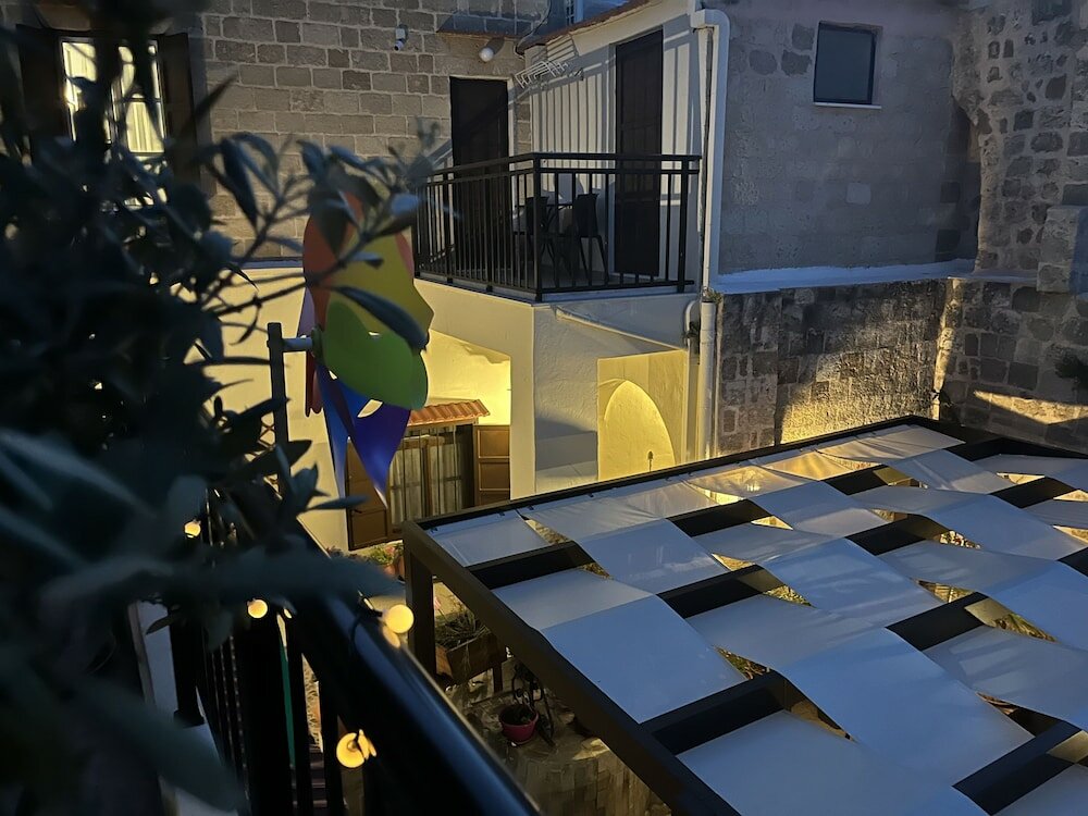 Фото Eleni Rooms