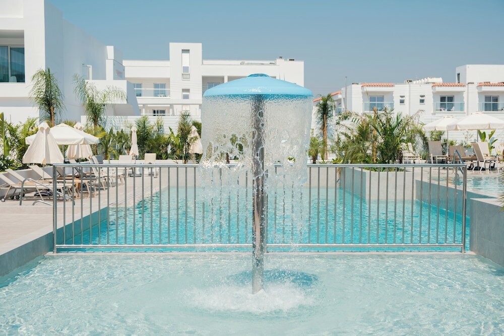 Фото 38904258497