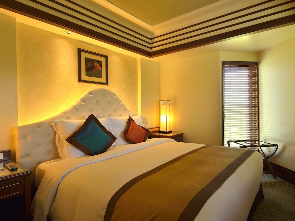 Фото Okinawa Kariyushi Resort Exes Onna