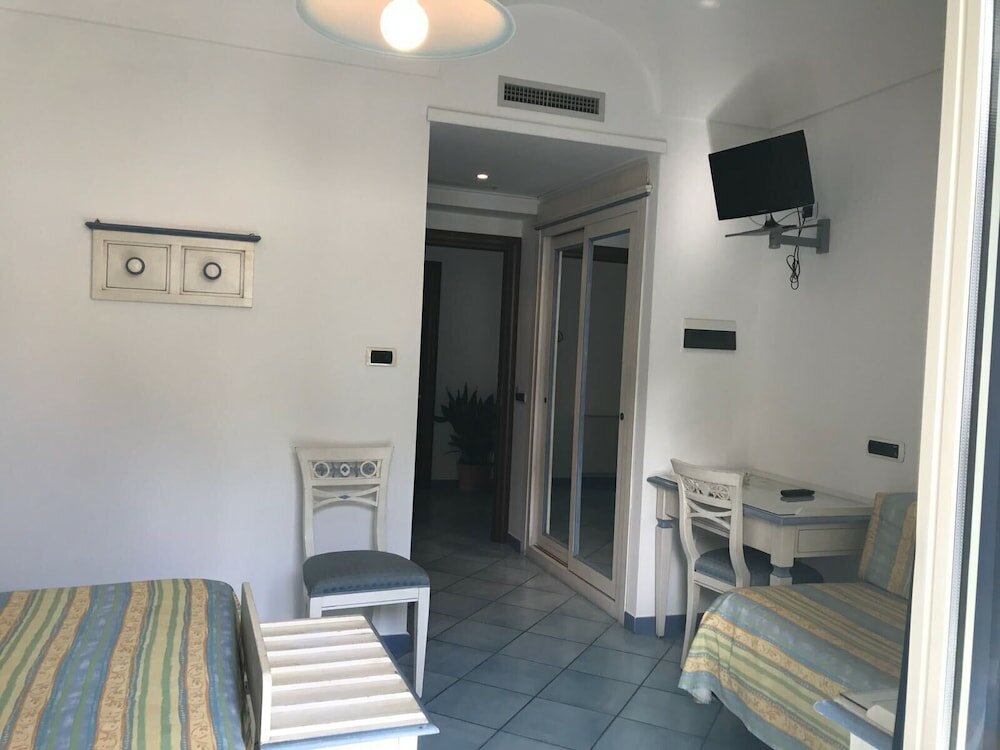 Фото Hotel Villa Ciccio