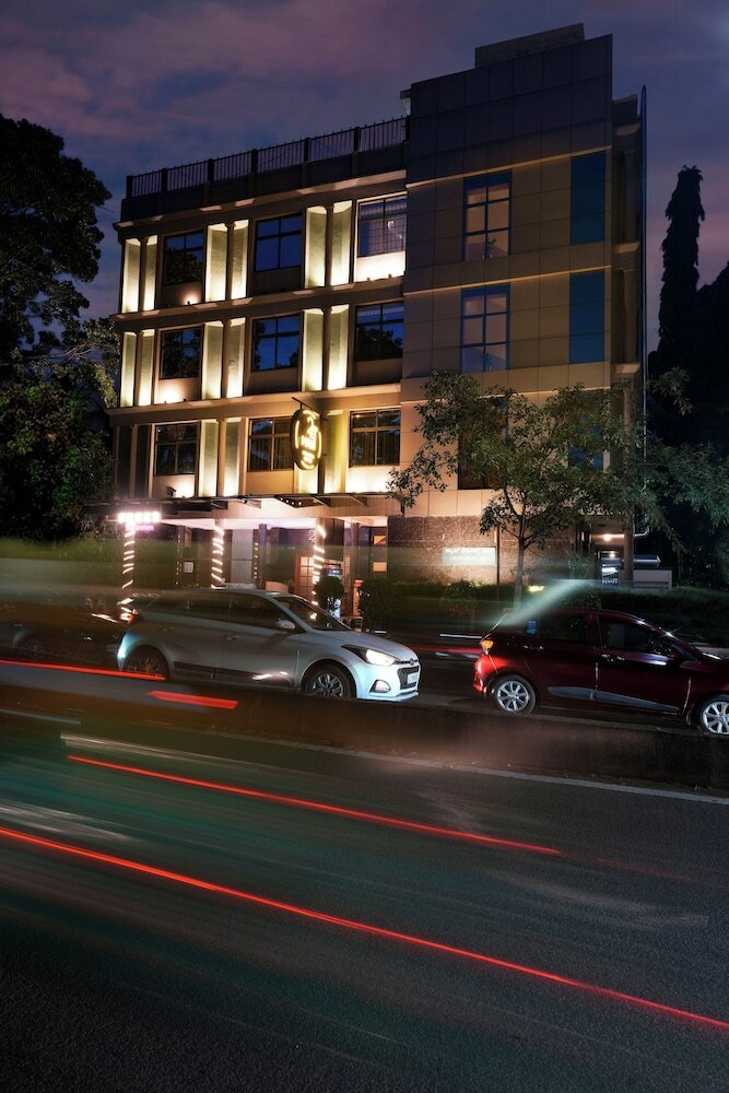 Фото Cross Roads Inn