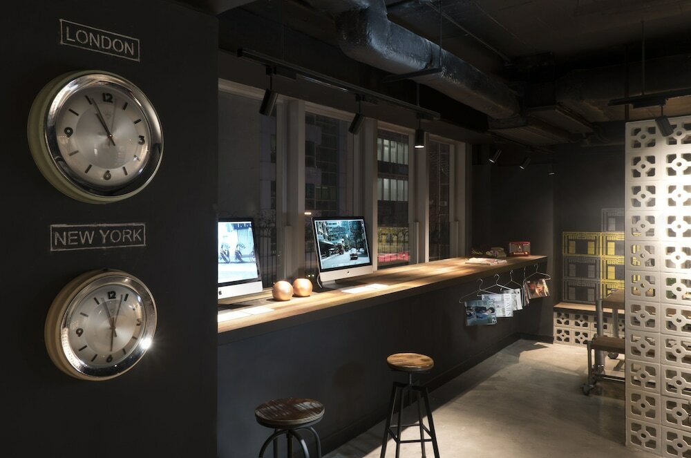 Фото Attitude On Granville