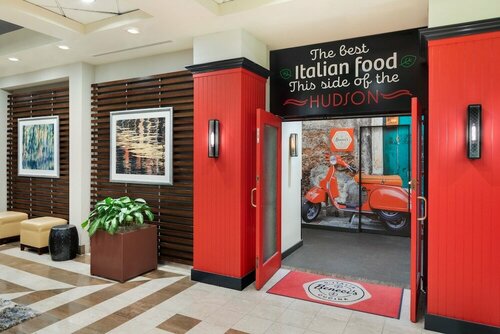 Гостиница Sheraton Lincoln Harbor Hotel в Хобокене