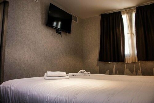 Внешний вид отеля Black Swan Hostel Sevilla в Севилье, фото 4