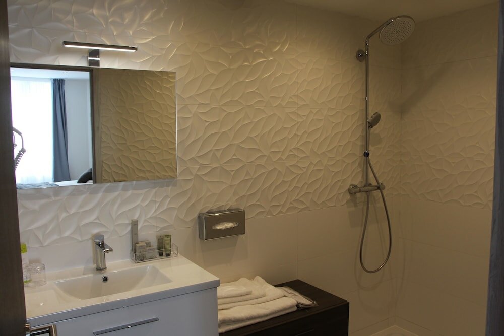 Фото Hotel Restaurant L'Esturgeon