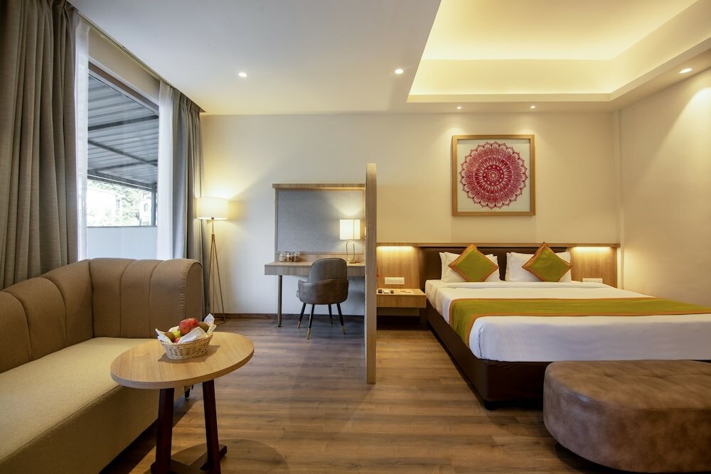 Фото Sterling Nainital