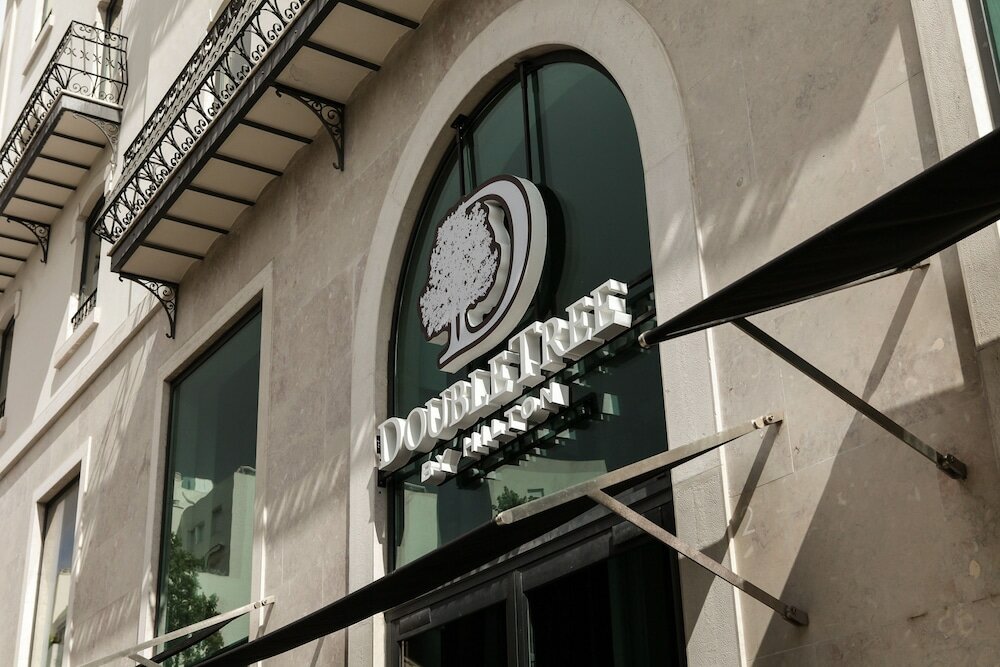 Фото DoubleTree by Hilton Lisbon - Fontana Park