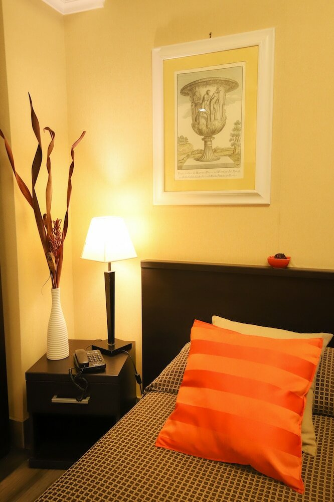 Фото Hotel Latinum