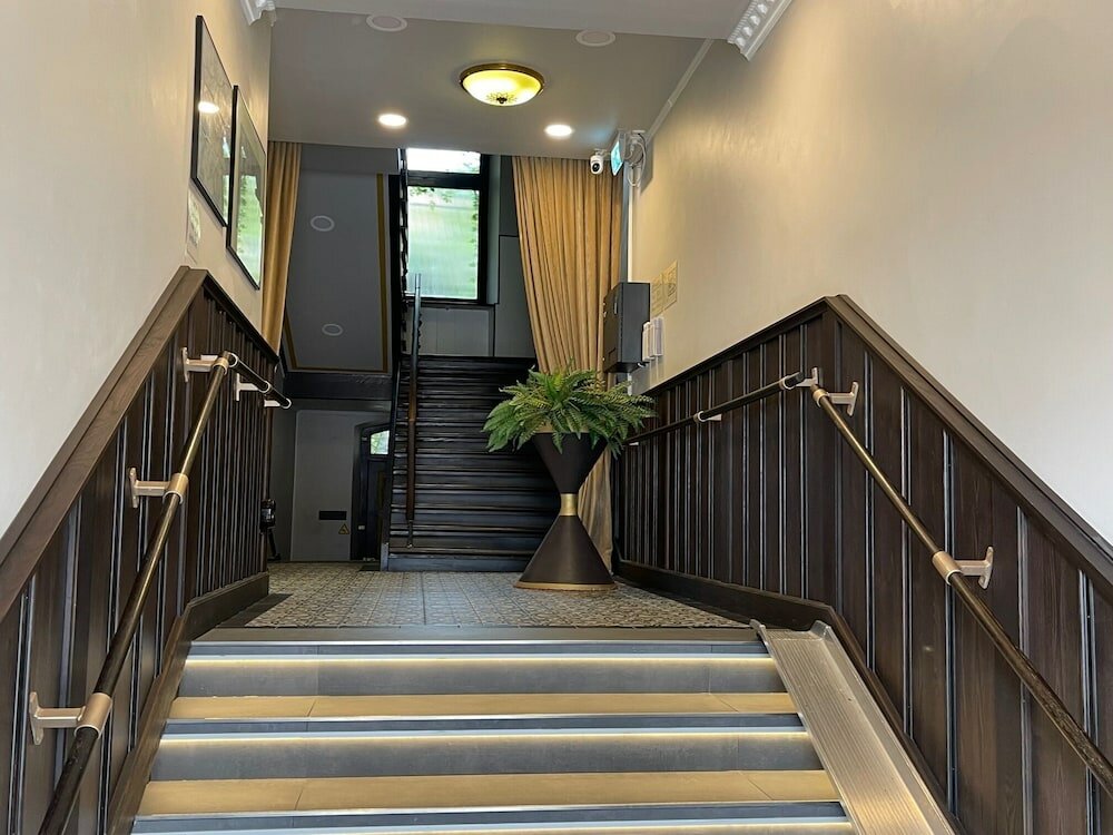 Фото Hotel Central