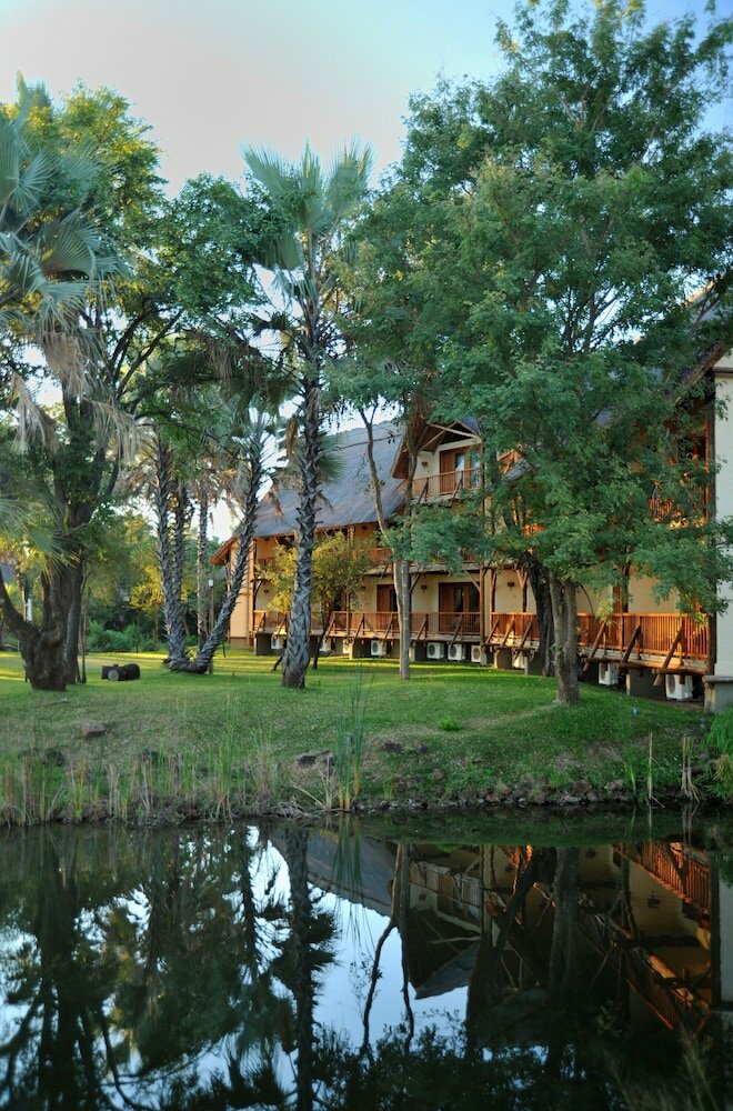 Фото отеля 2