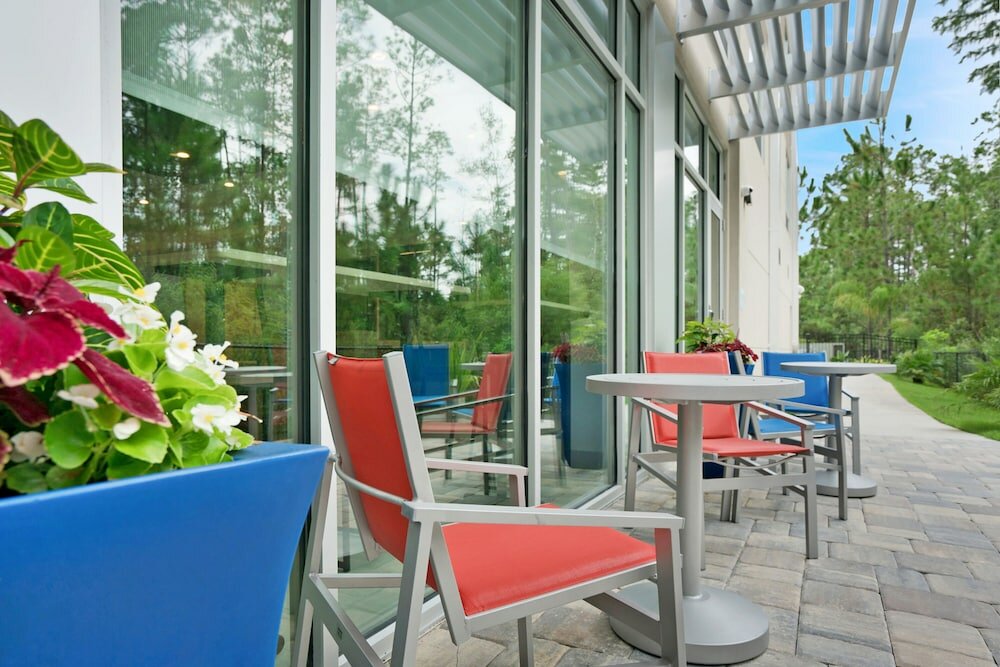 Фото Holiday Inn Express Jacksonville South Bartram Prk, an Ihg Hotel