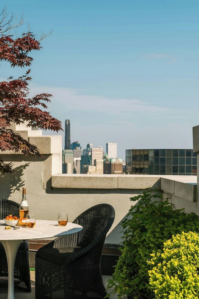 Фото Sonder at One Platt