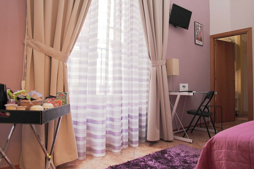 Фото B&b Napoli Plebiscito