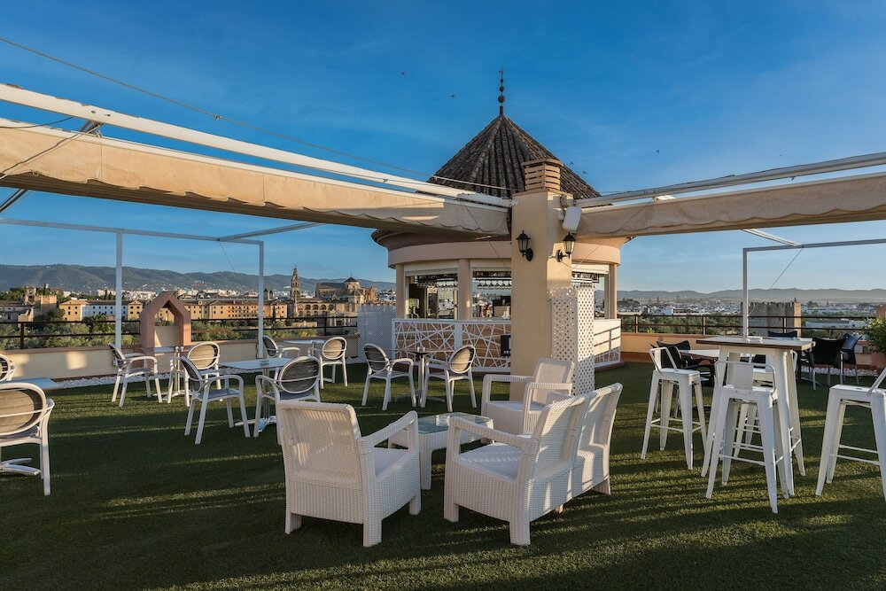 Фото Hesperia Cordoba