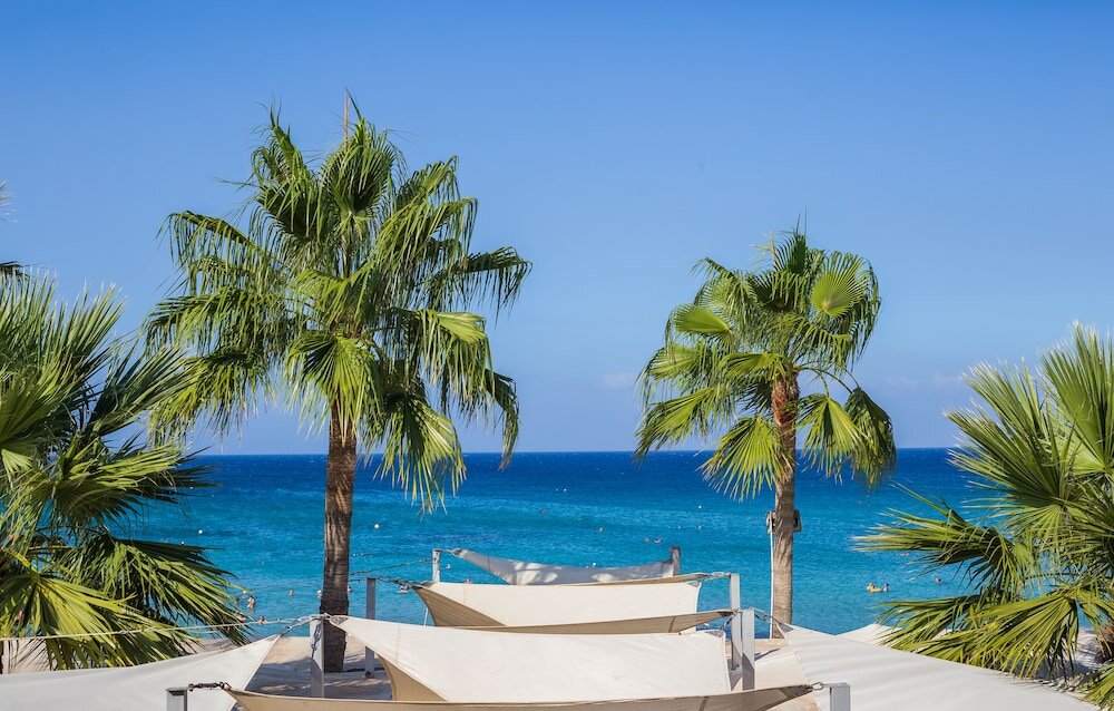 Фото Vrissaki Beach Hotel