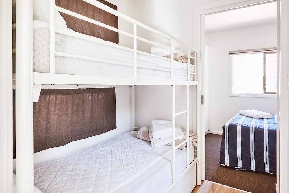 Фото Lorne Foreshore Caravan Park