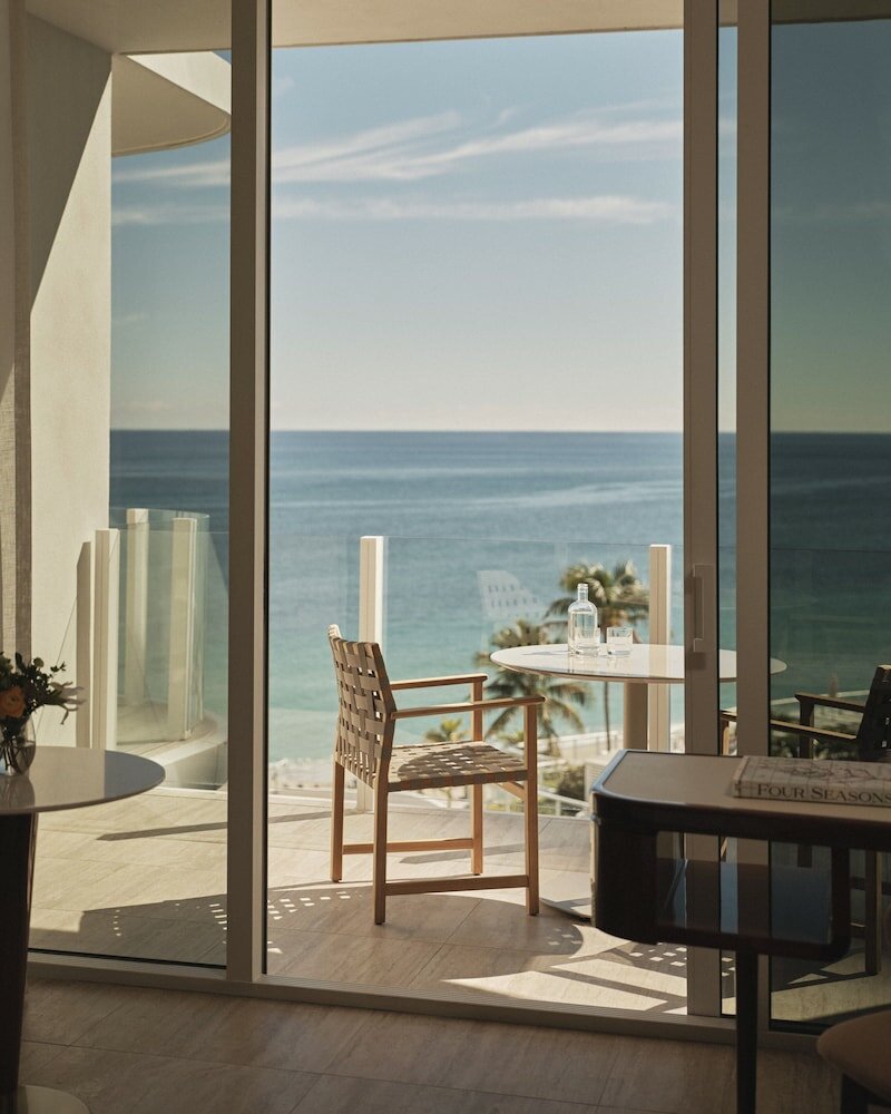 Фото Four Seasons Hotel and Residences Fort Lauderdale