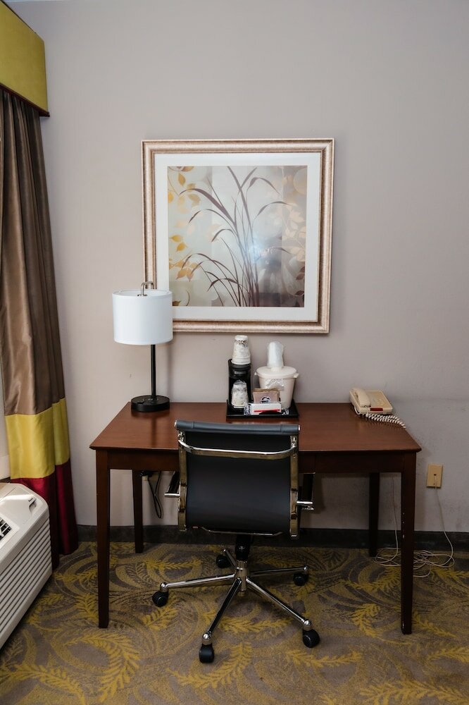 Фото Carpenter Street Hotel