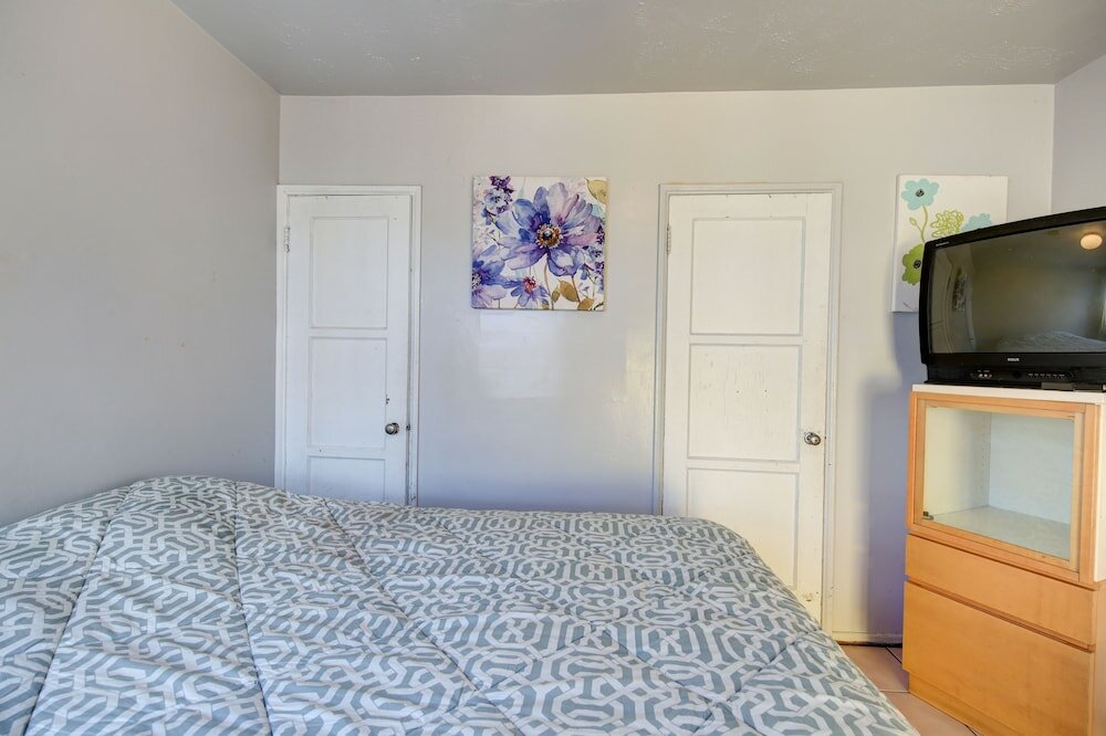 Фото Pavilions Motel