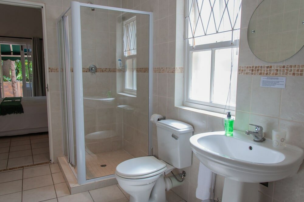 Фото Rustic Manor Bed And Breakfast