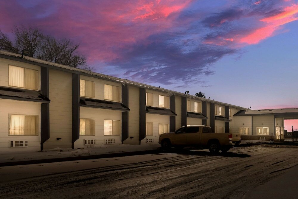 Фото SureStay Hotel by Best Western Wells