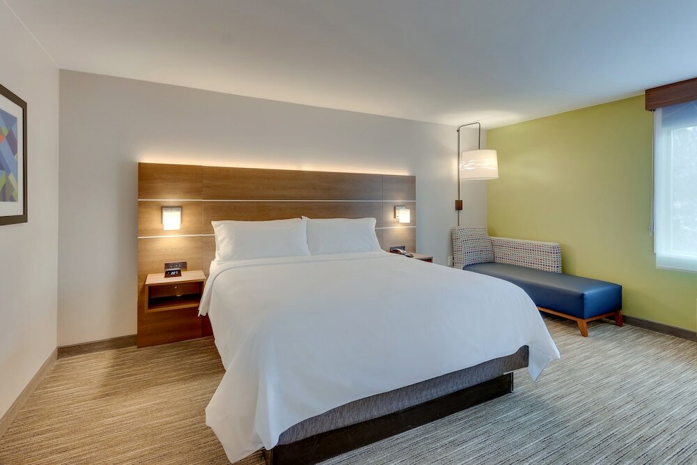 Фото Holiday Inn Express & Suites Dawsonville, an Ihg Hotel