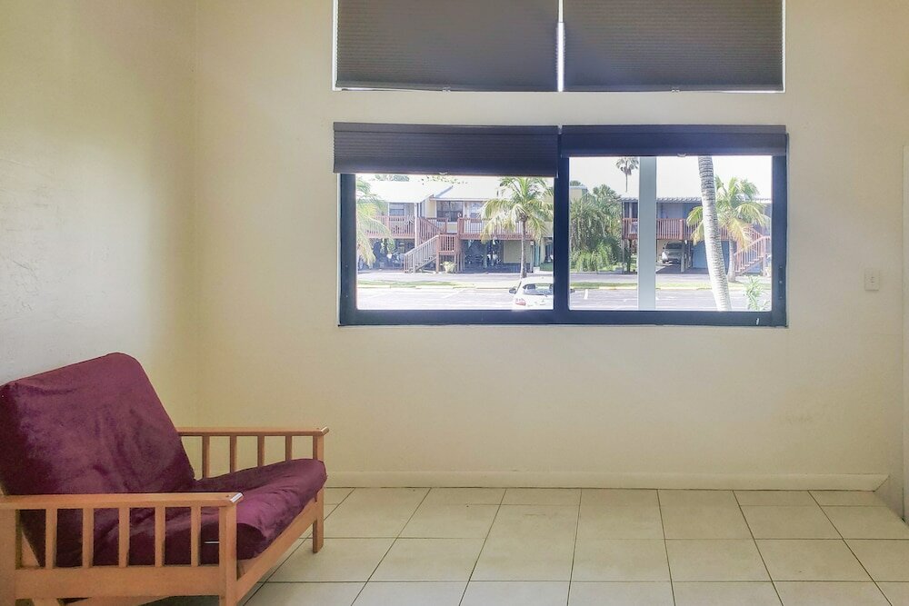 Фото Captain's Table Hotel