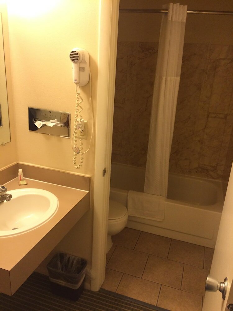 Фото Super 8 by Wyndham Idaho Falls