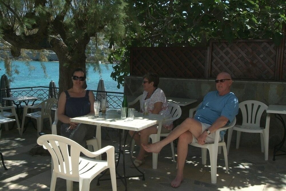 Фото Hotel Polydoros