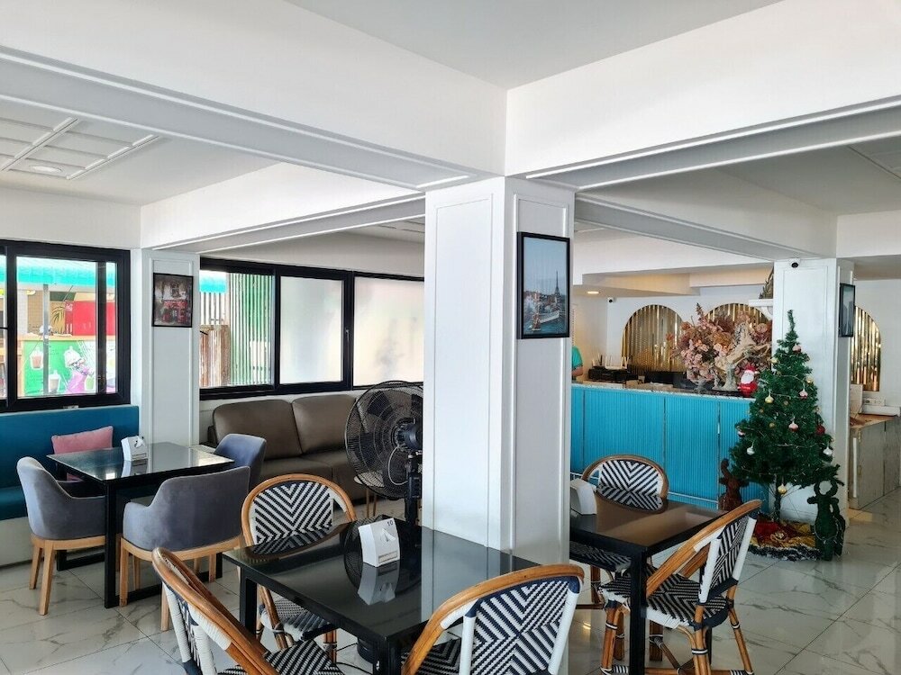 Фото Opal House Hotel & Restaurant