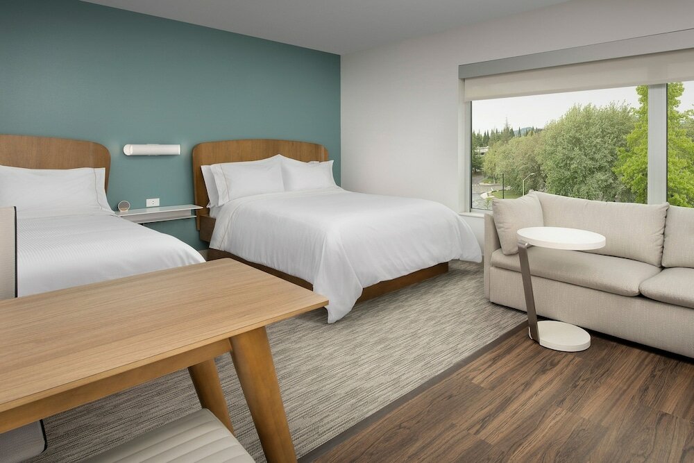 Фото Element Portland Beaverton