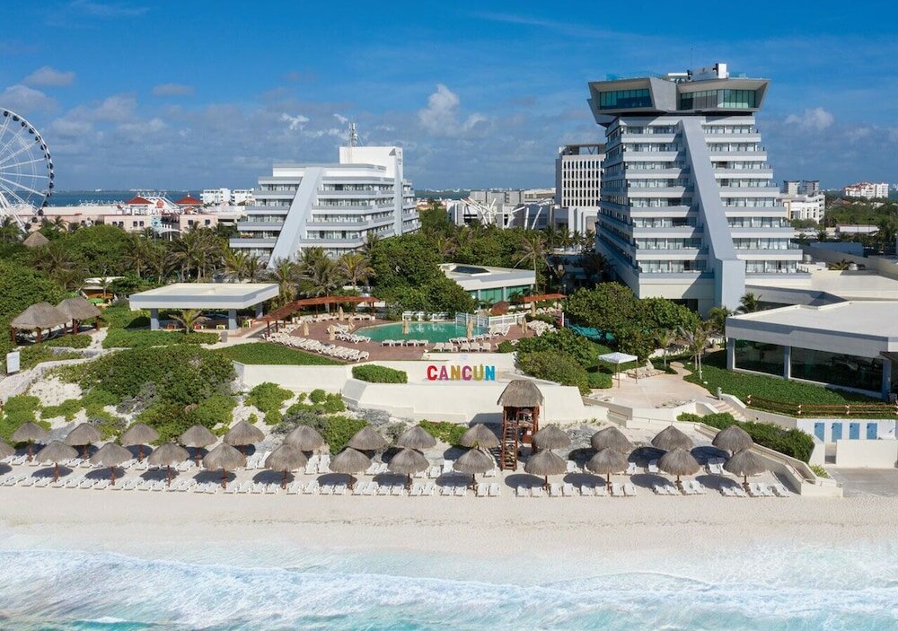Фото Park Royal Beach Cancún - All Inclusive