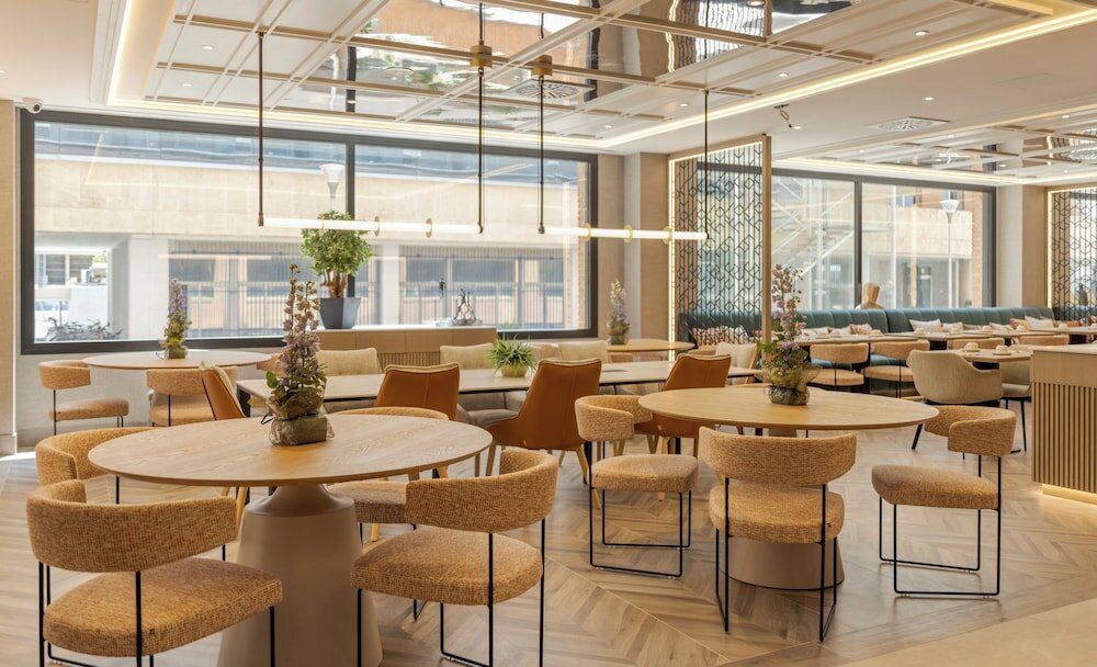 Фото Hotel Ilunion Romareda