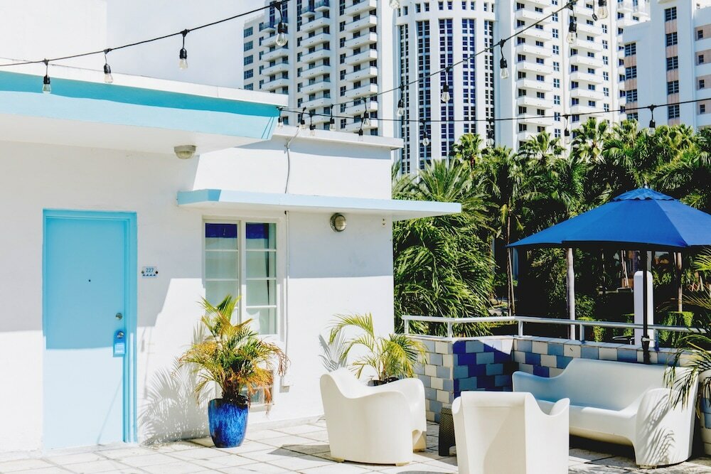 Фото Aqua Hotel & Suites