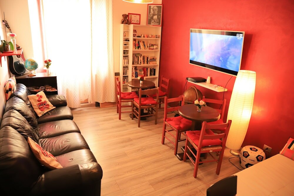 Фото Roman Holidays Hostel