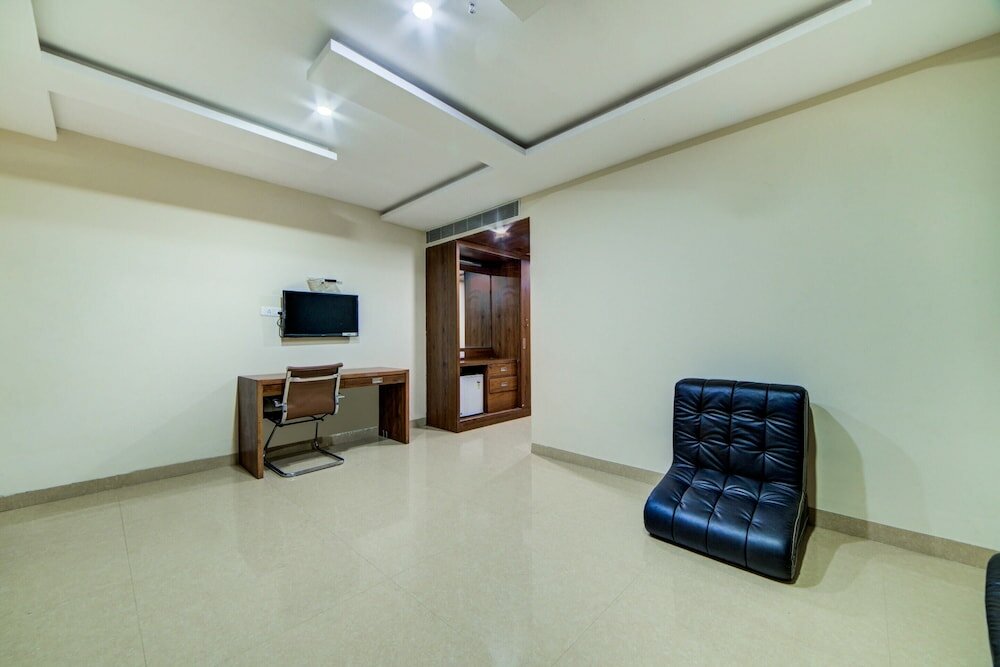 Фото Capital O 23502 Hotel Millennium Grand